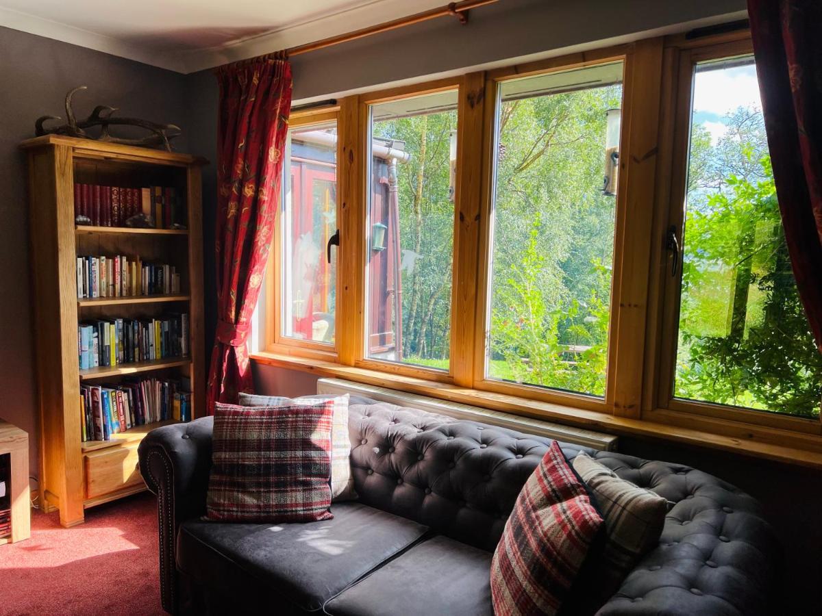 Tarmachan Cottage - West Highland Getaway Fort William Exterior photo